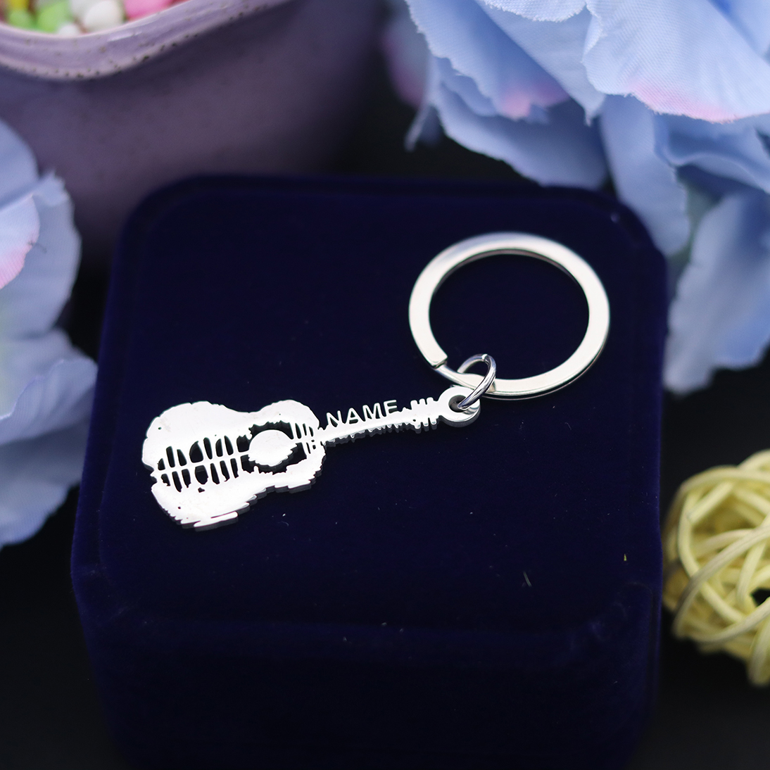QIAMNI Personalized Custom Nam - Musical Instrument Name recensione e prezzo