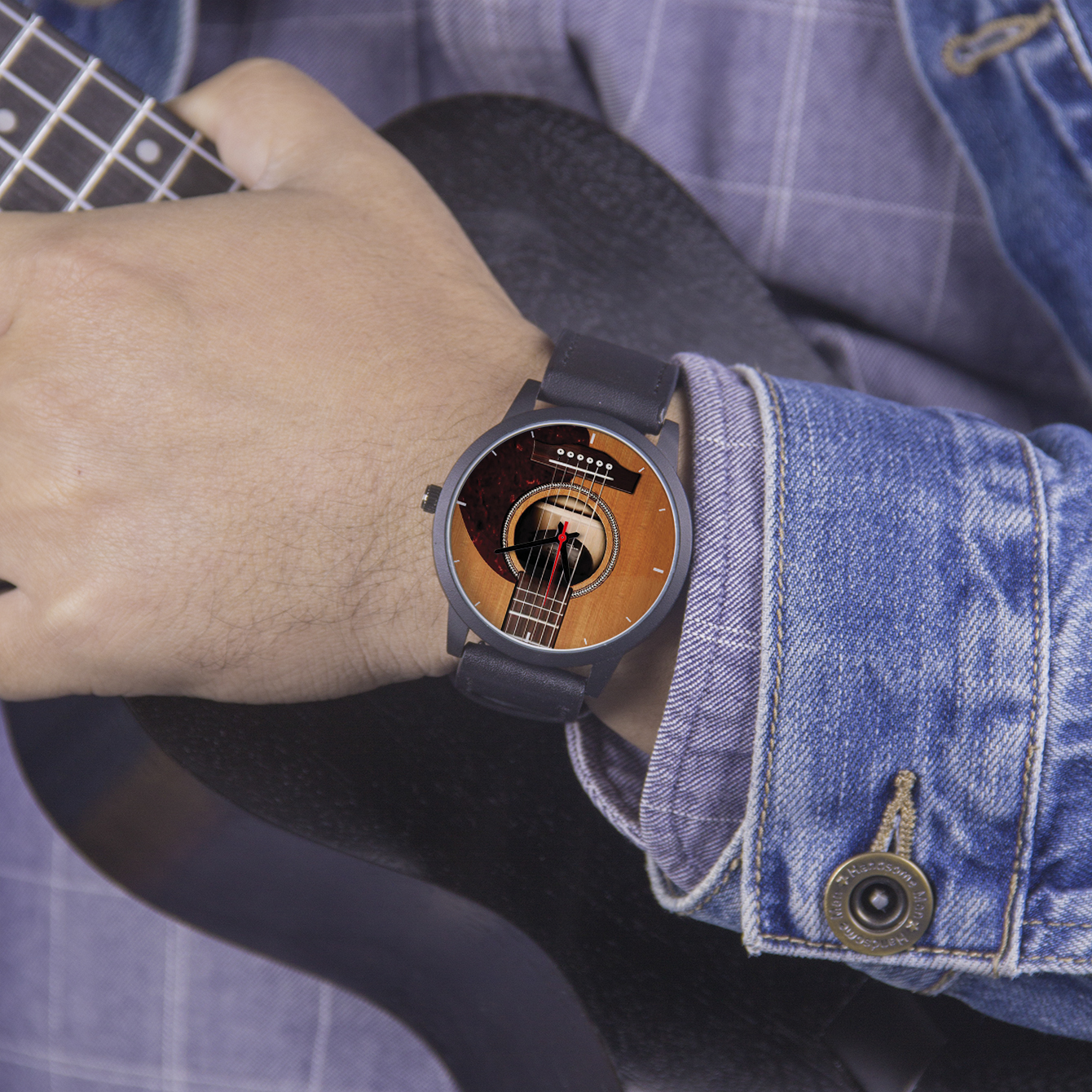 Musical Instrument Men's Wrist - Musical Instrument Name recensione e prezzo