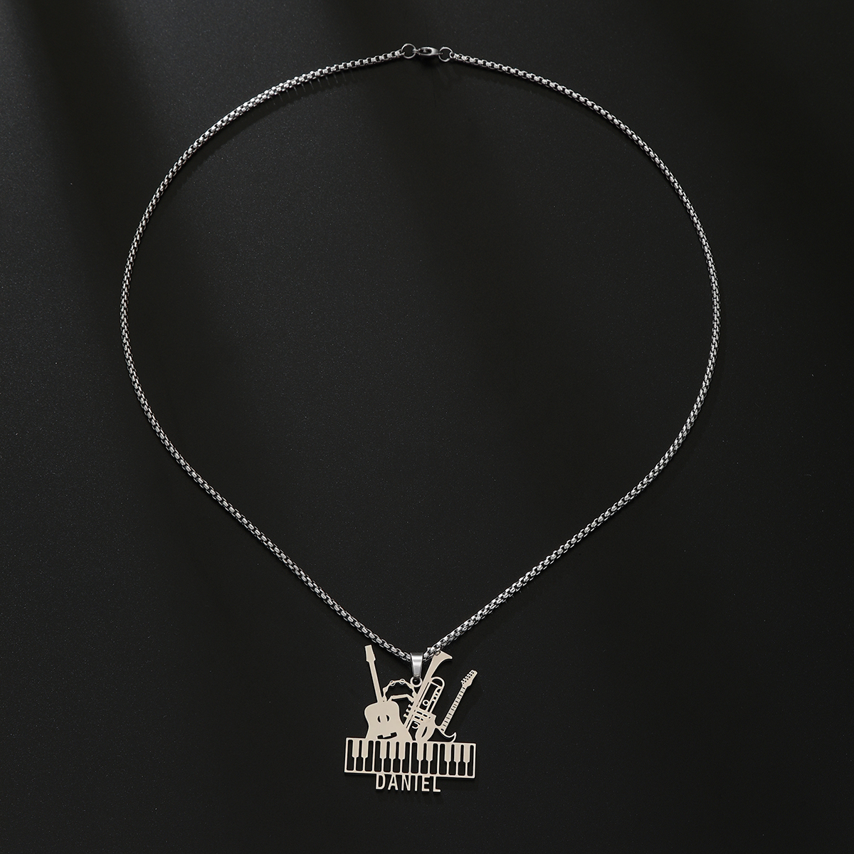 Custom Name Necklaces For Wome - Musical Instrument Name recensione e prezzo