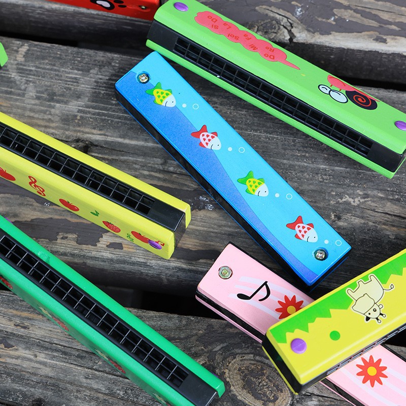 Children's Harmonica, Wooden M - Musical Instrument You Blow Into recensione e prezzo