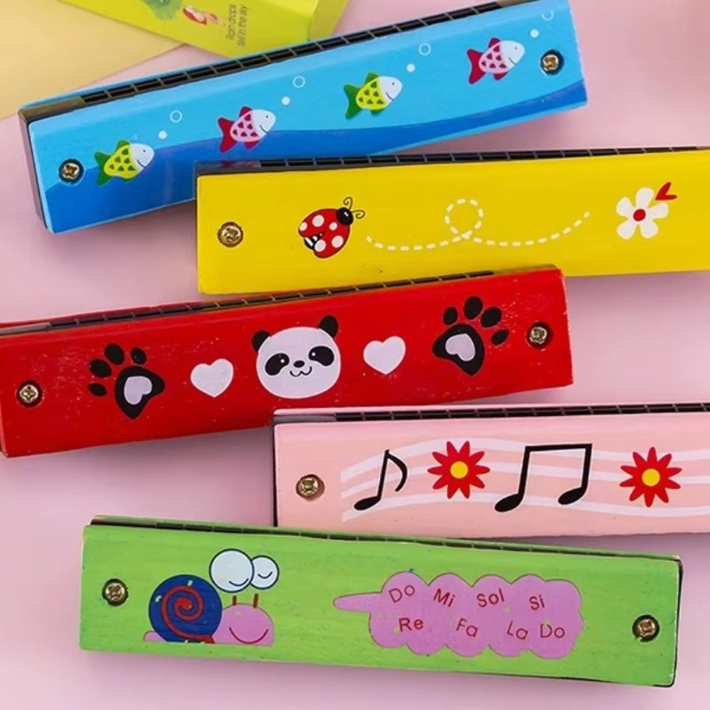 New 16 Holes Wooden Harmonica  - Musical Instrument Melodica recensione e prezzo