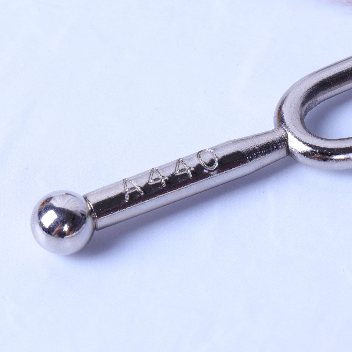 A440 Tuning Fork Durable Profe - Musical Instrument Tuning Guitar Tuner. Standard Guitar Tuning recensione e prezzo