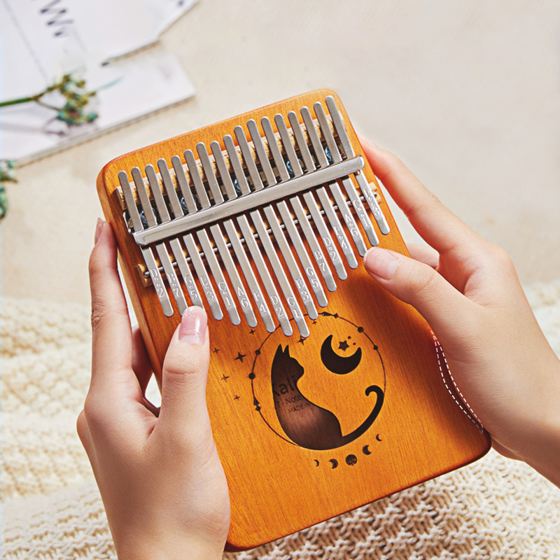 17 Keys Kalimba Gradient Color - A Musical Instrument With Keys recensione e prezzo